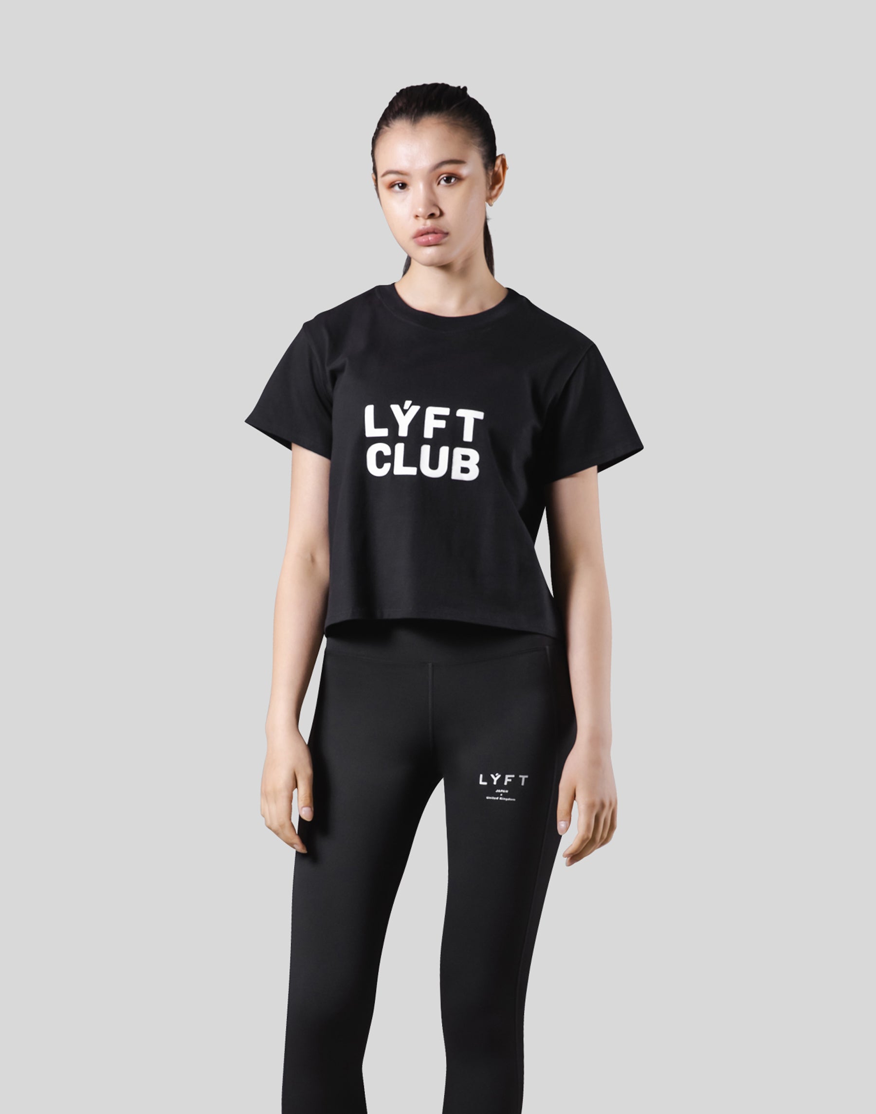 LYFT リフト Tシャツとショートパンツ