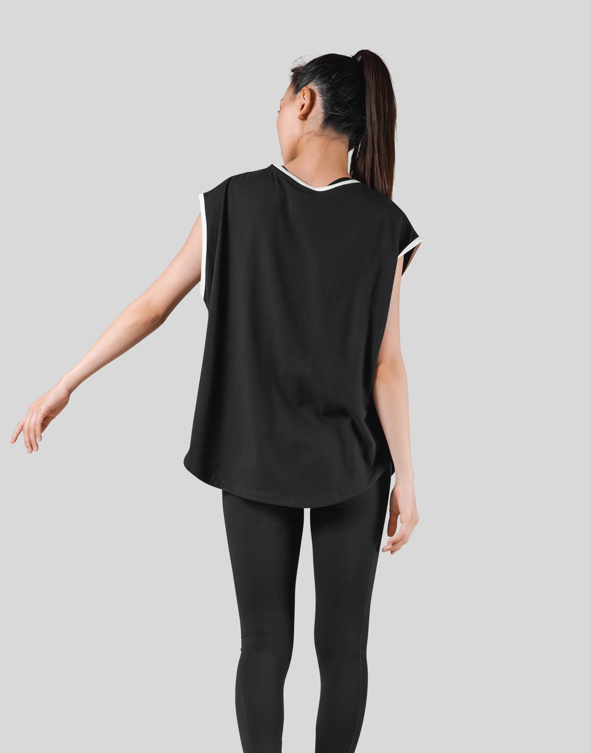 Old Logo Loose Fit Sleeve Less Shirt - Black