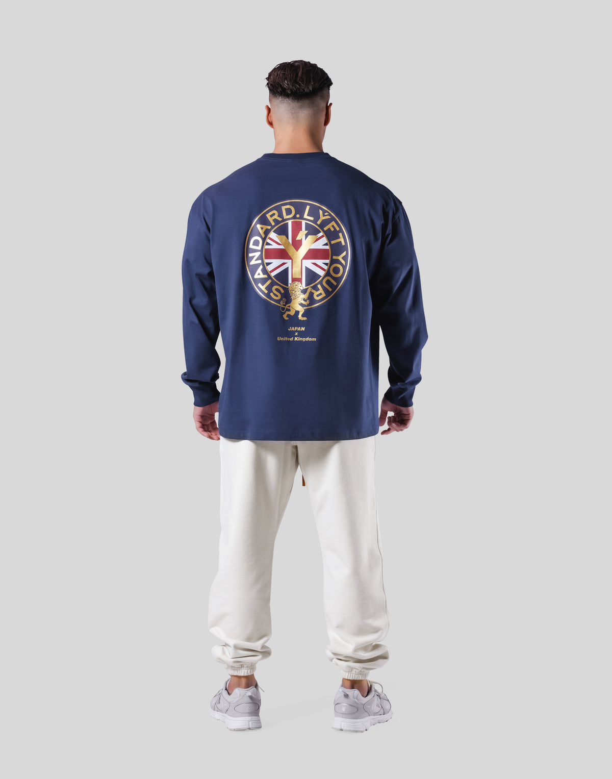 Back Emblem Long T-Shirt - Navy