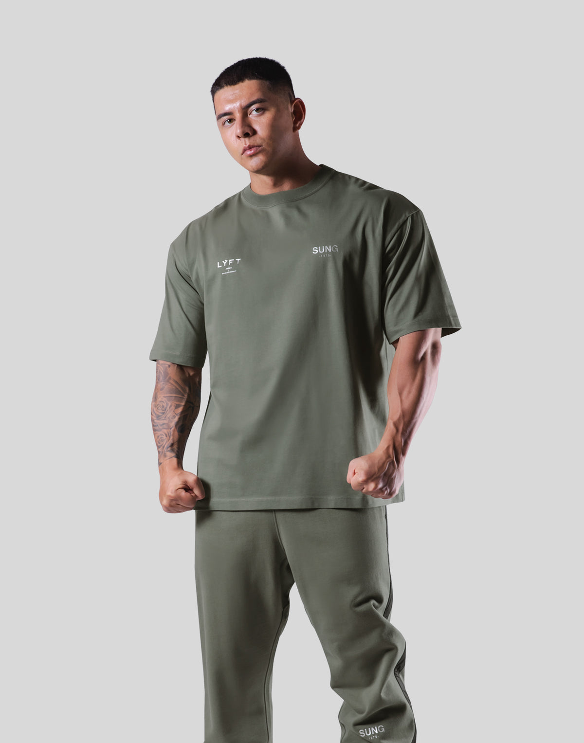 LÝFT x EVERLAST x SUNG Big T-Shirt - Olive