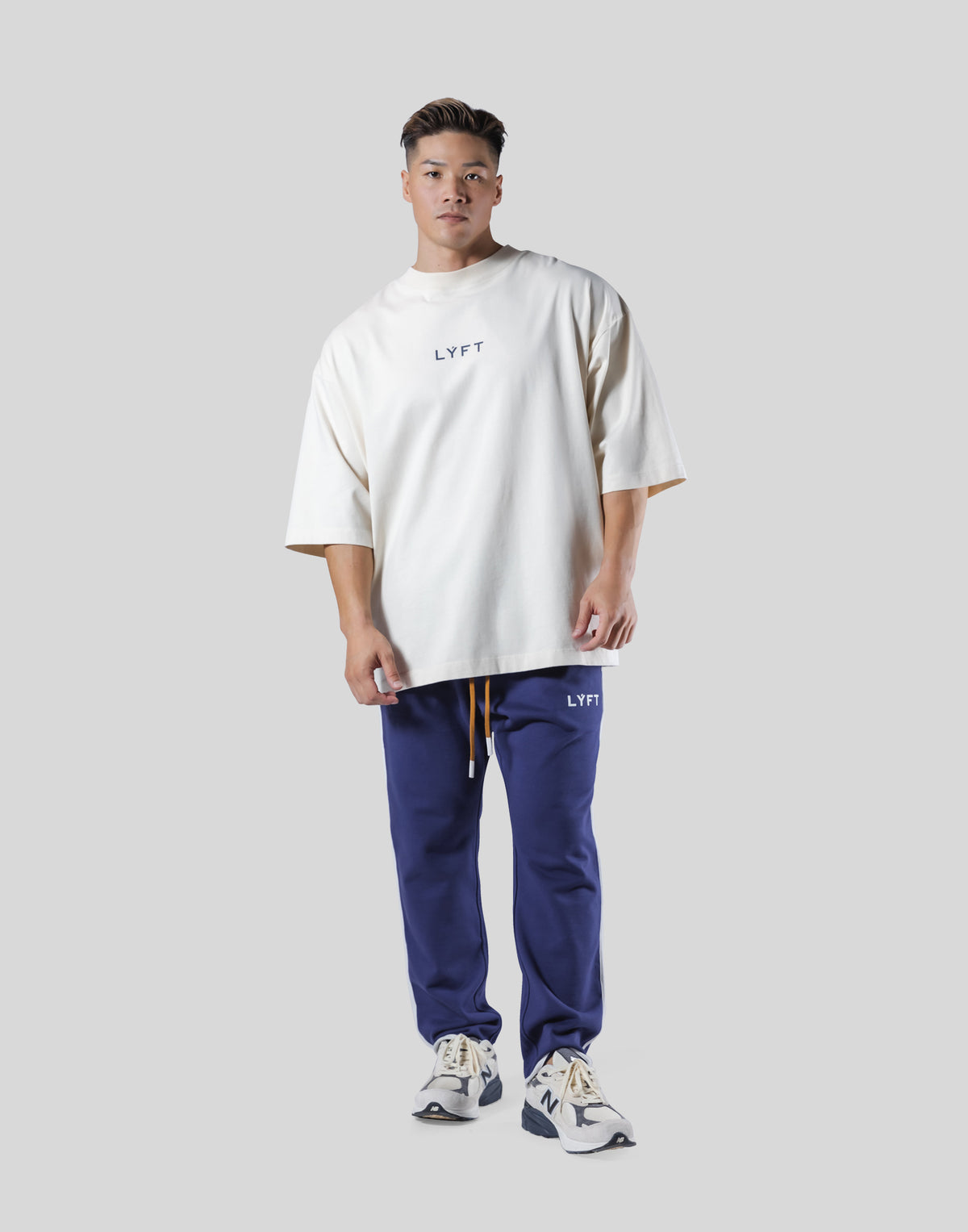 18 Logo Extra Big T-Shirt - Ivory