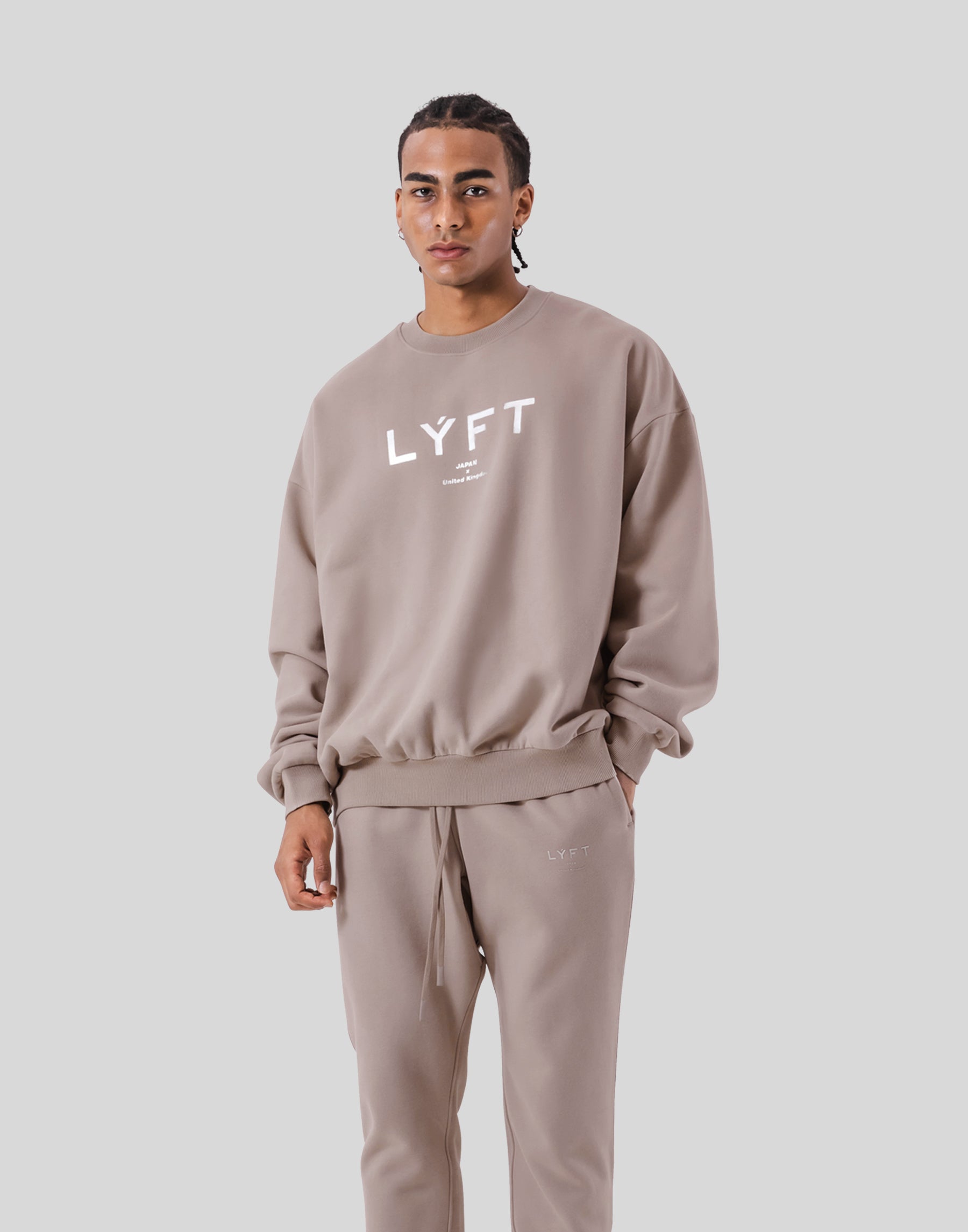 LÝFT Oversize Crew Neck Sweat - Beige