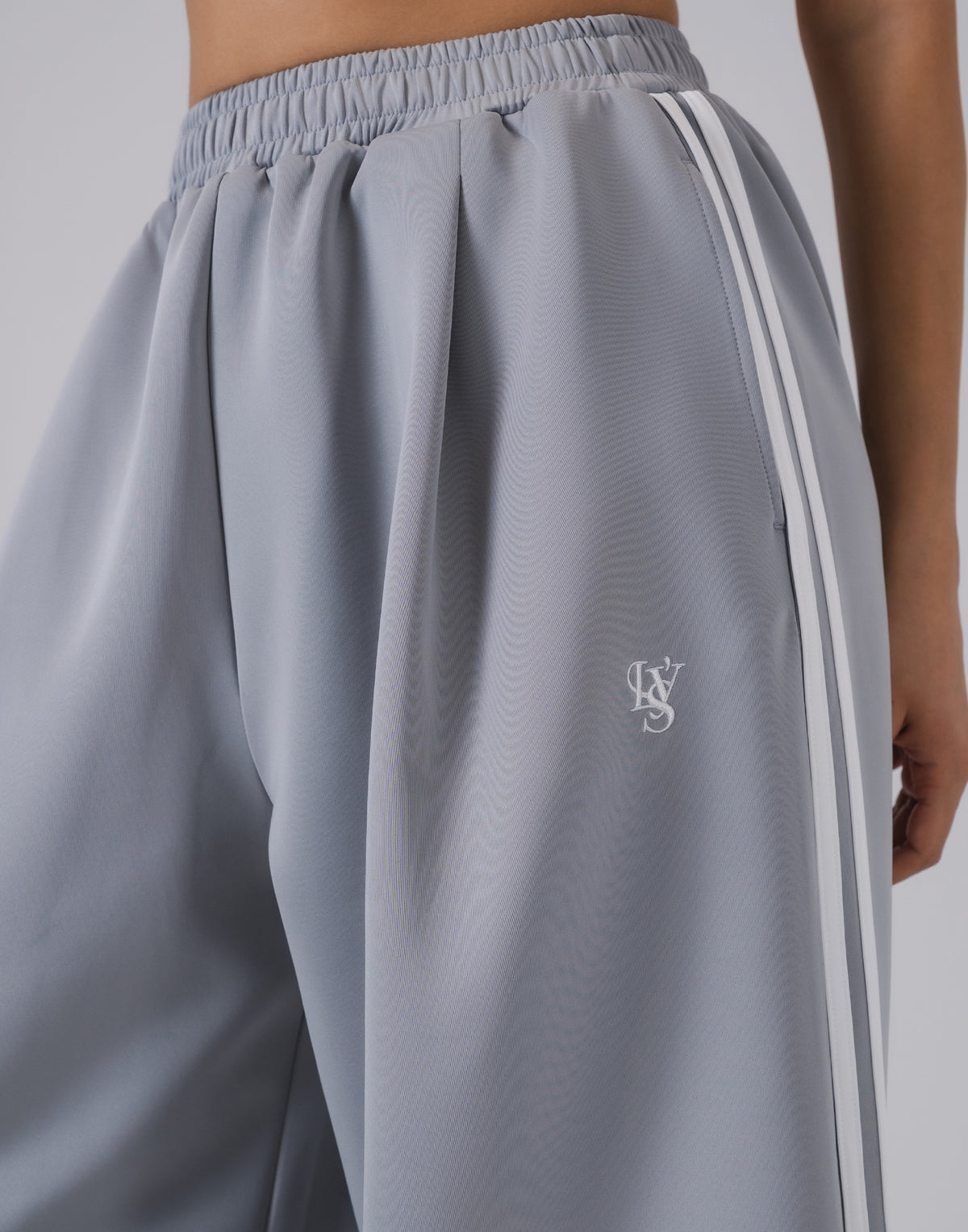 Two Line Slit Wide Pants - Grey