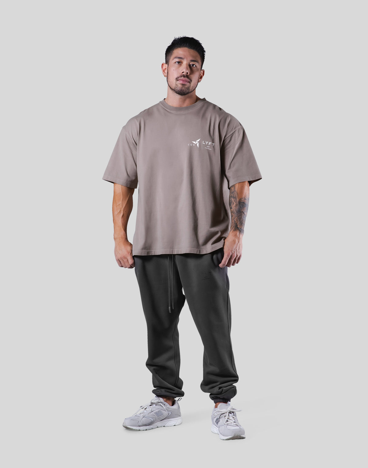 LÝFT × COR Limited Graphic Big T-Shirt - Beige