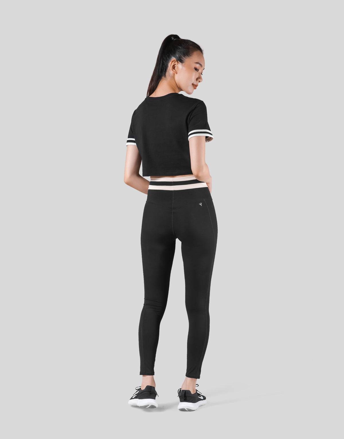 Old Logo Stripe Rib Cropped T-Shirt - Black