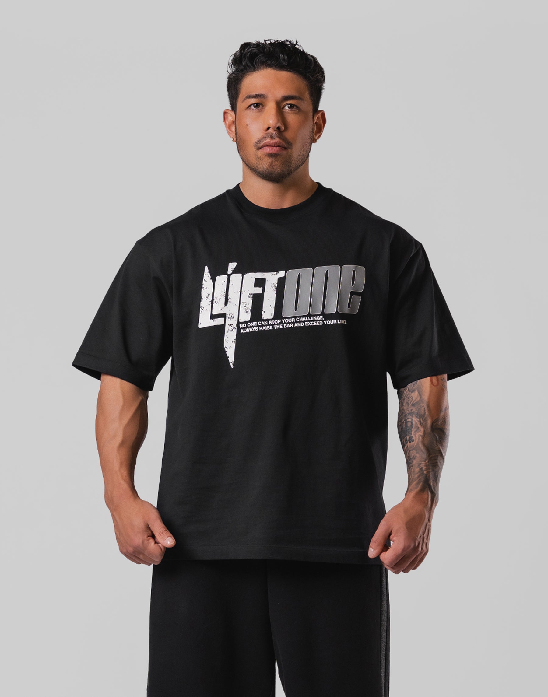 LÝFT ONE Graphic Big T-Shirt - Black