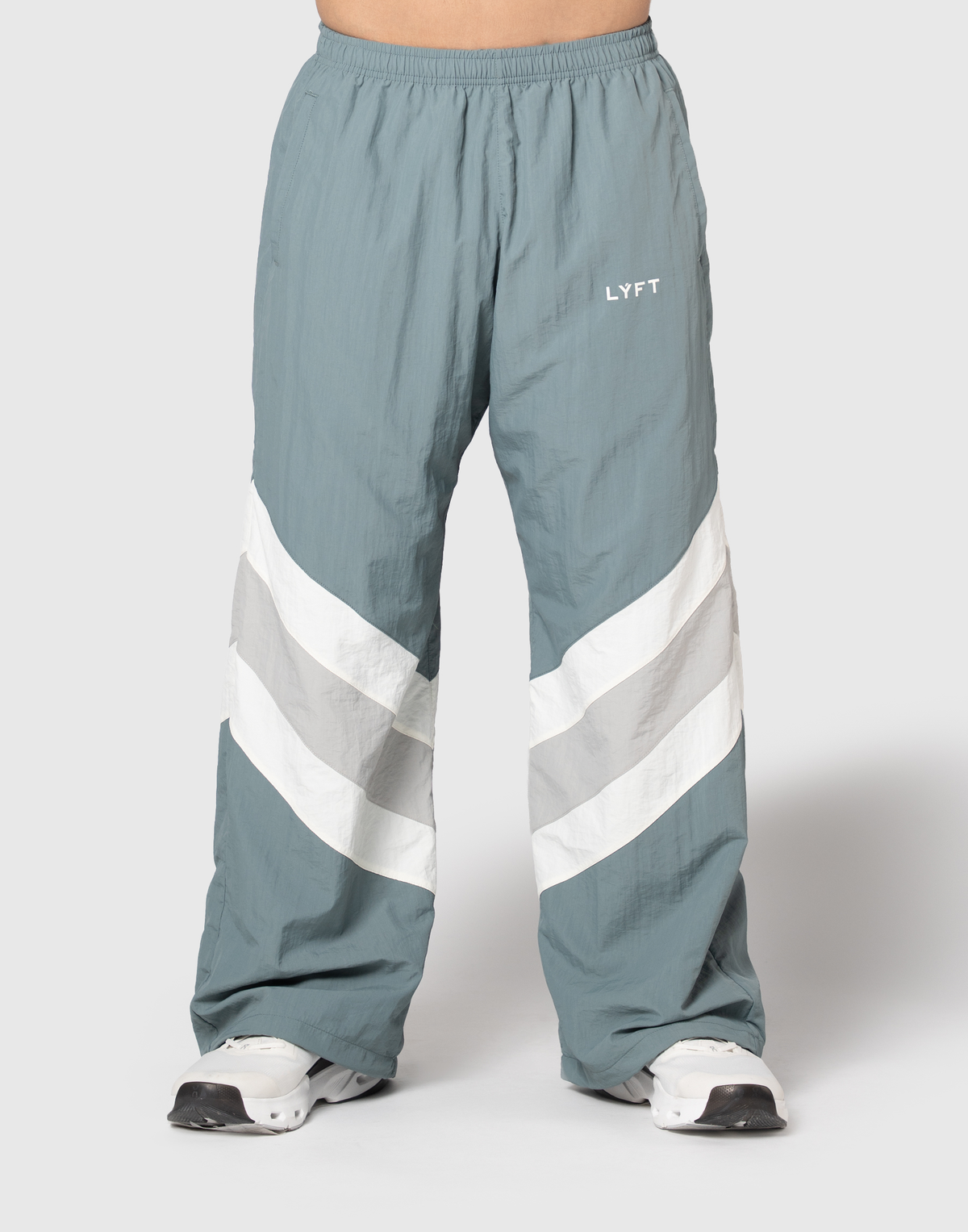 V-Form Wide Track Pants V.2 - Green