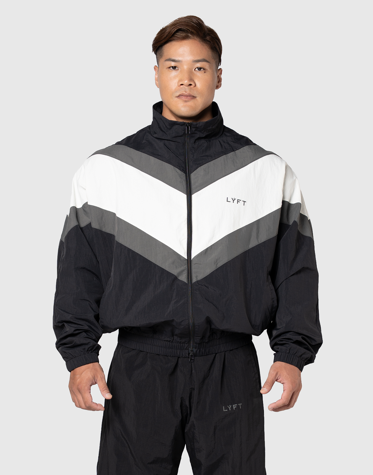 V-Form Track Jacket V.2 - Black
