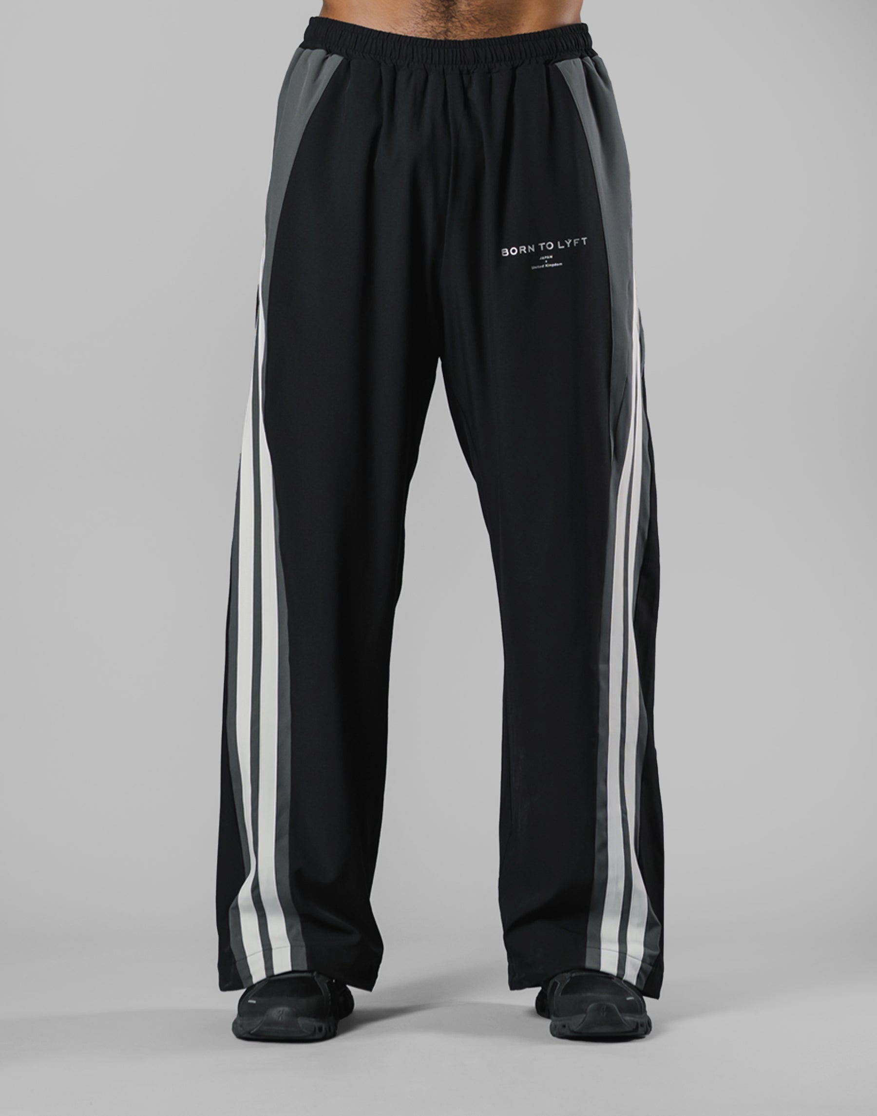 LYFT シルバーラインテックパンツ ブラック Sサイズ LÝFT Half Cut 2 Line Pants - Black