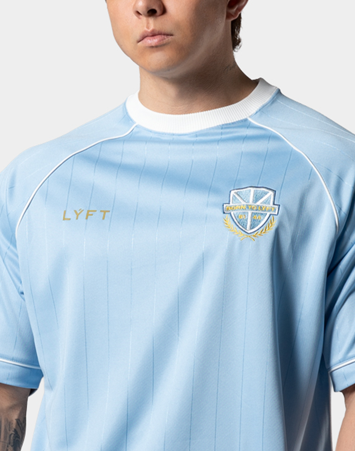 Pinstripe Emblem Big T-Shirt - L.Blue