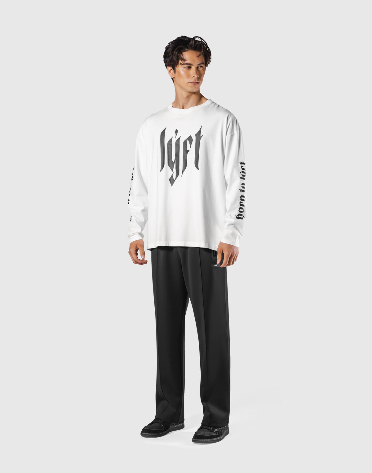 Born To LÝFT Vintage Graphic Big Long T-Shirt - White