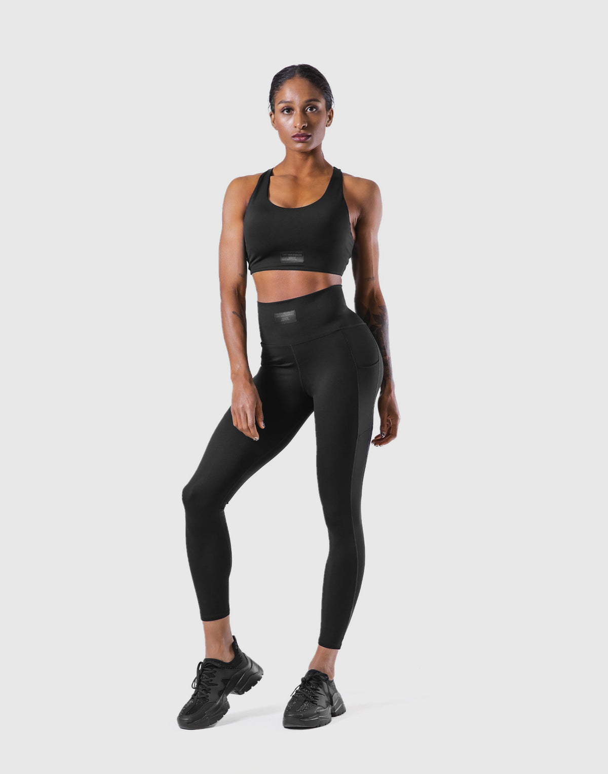 Woven Label Double Cross Strap Bratop - Black