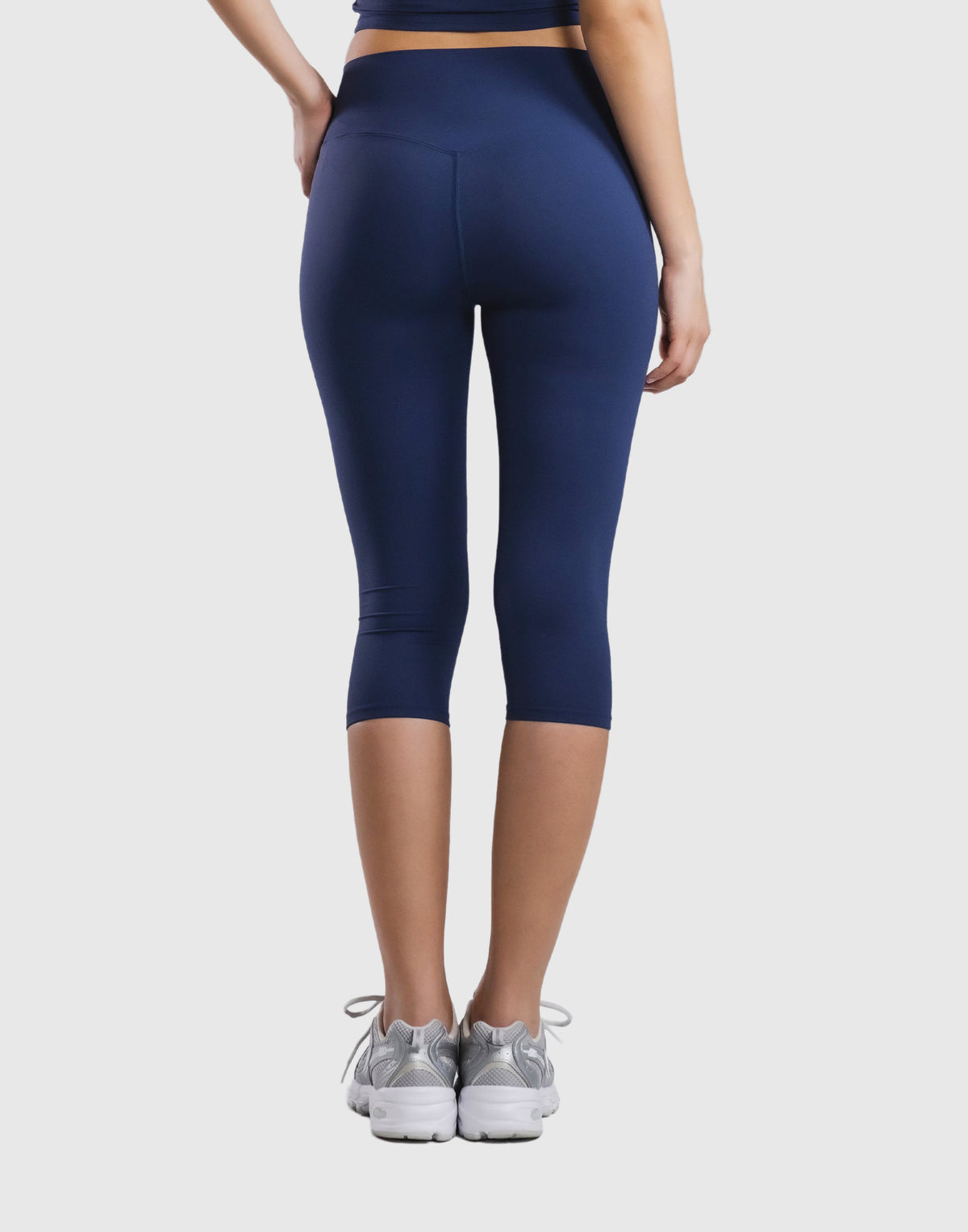 LÝFT Logo Capri Leggings - Navy