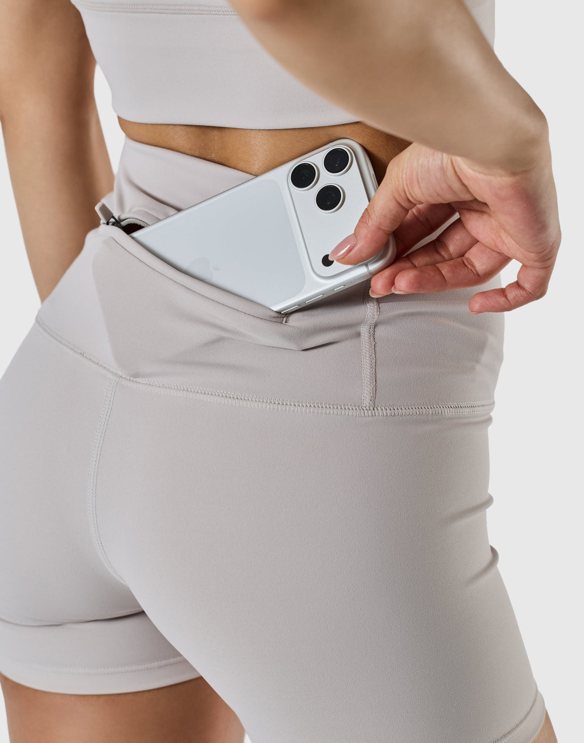 Back Pocket Biker Short Leggings - Ivory