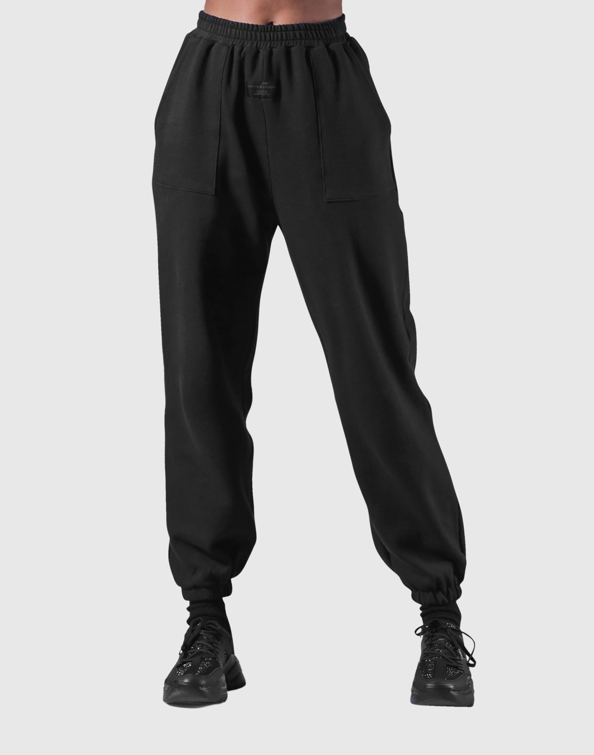 Woven Label Relax Sweat Pants - Black