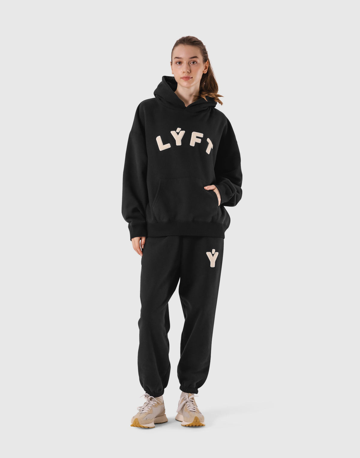 Pile Wappen Sweat Hoodie - Black