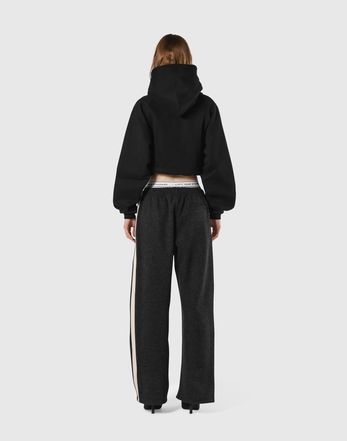 Pile Wappen Cropped Hoodie - Black