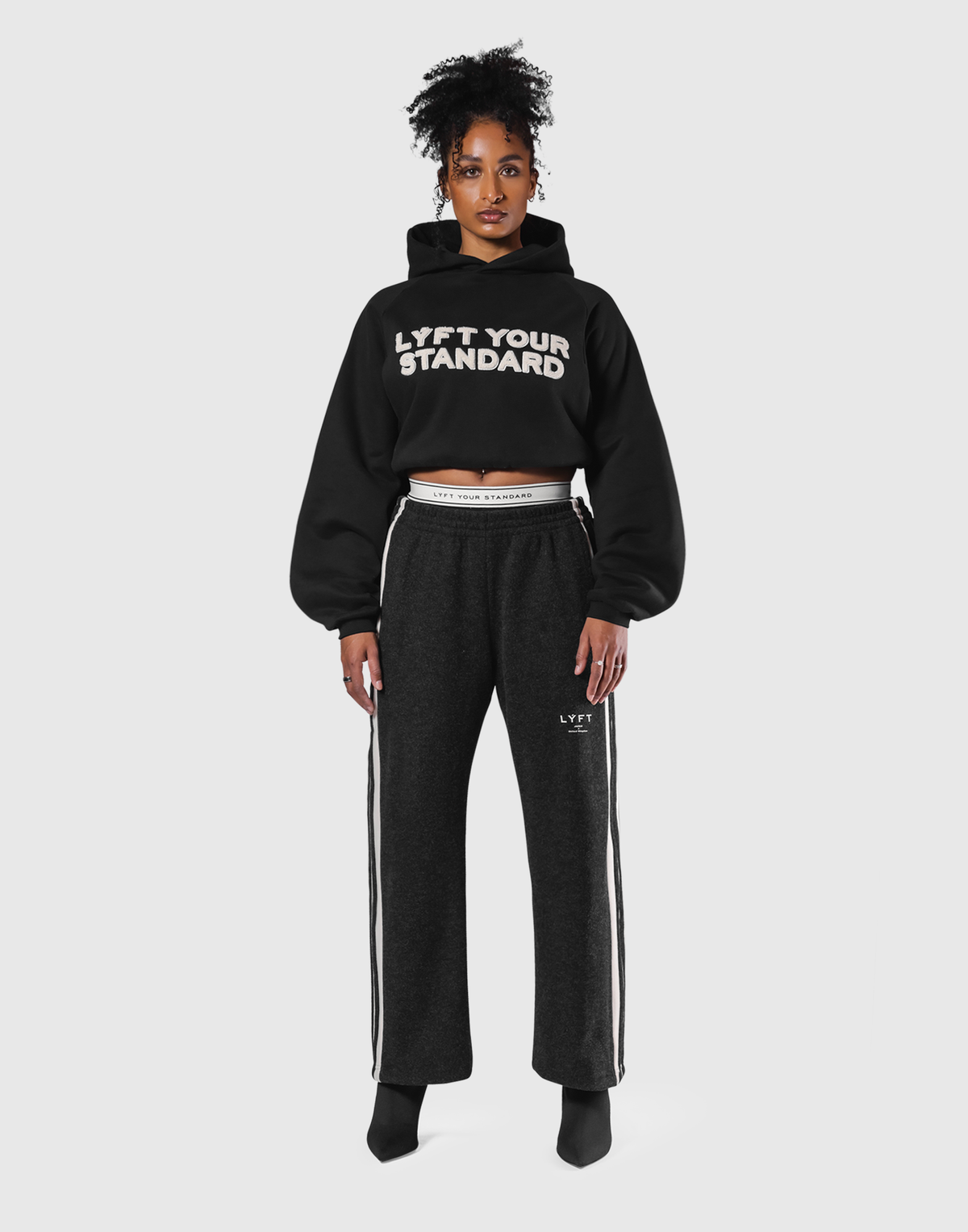 Pile Wappen Cropped Hoodie - Black