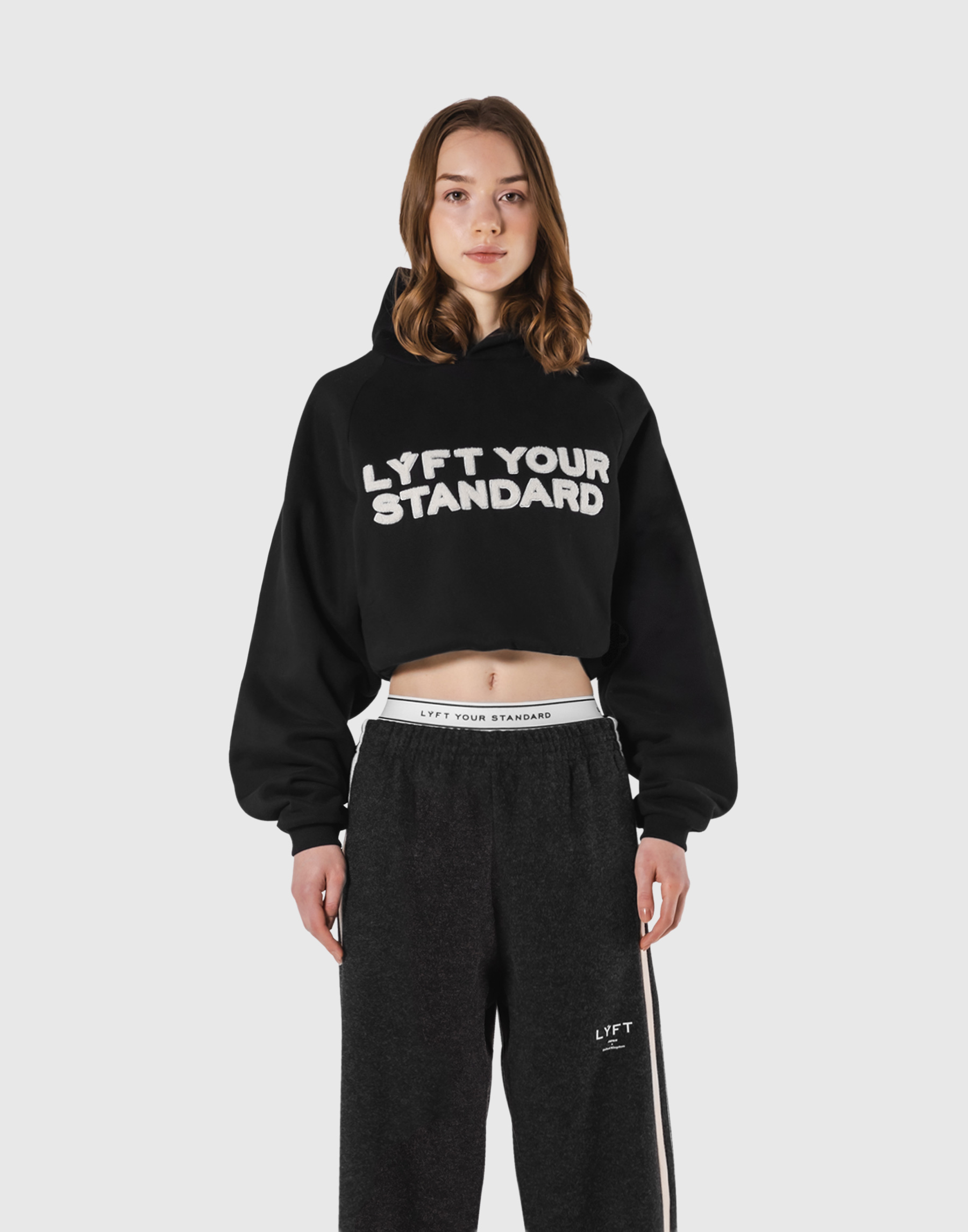 Pile Wappen Cropped Hoodie - Black – LÝFT