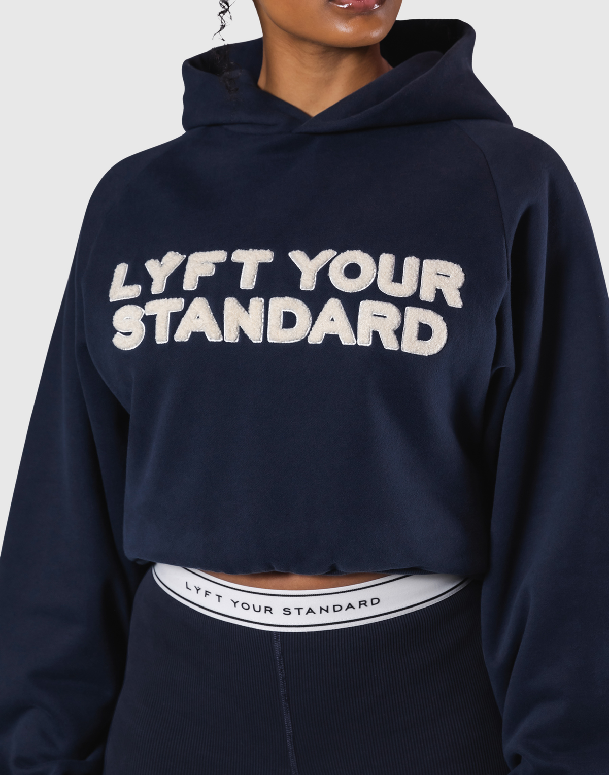 Pile Wappen Cropped Hoodie - Navy