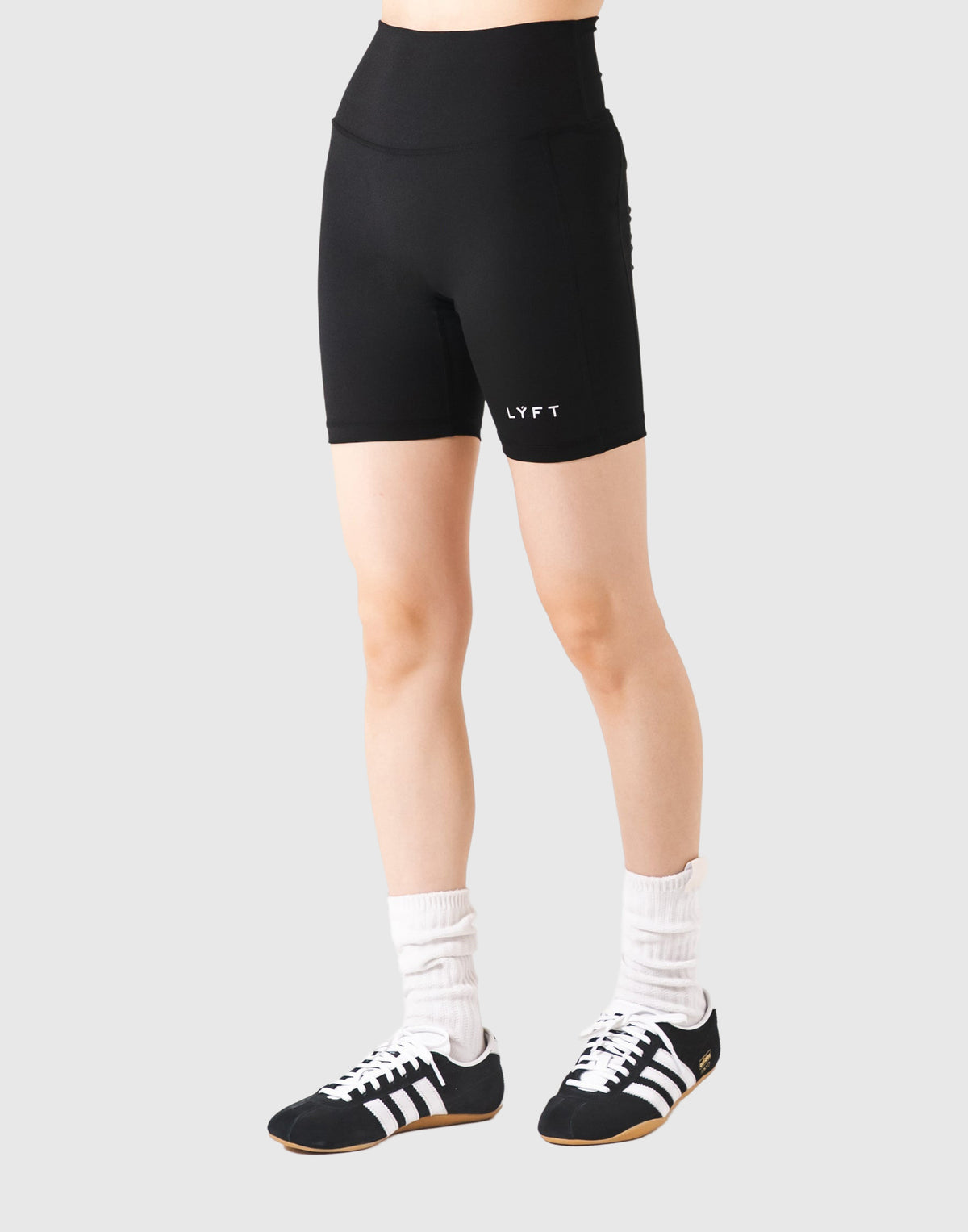 LÝFT Standard Short Leggings V.2 - Black