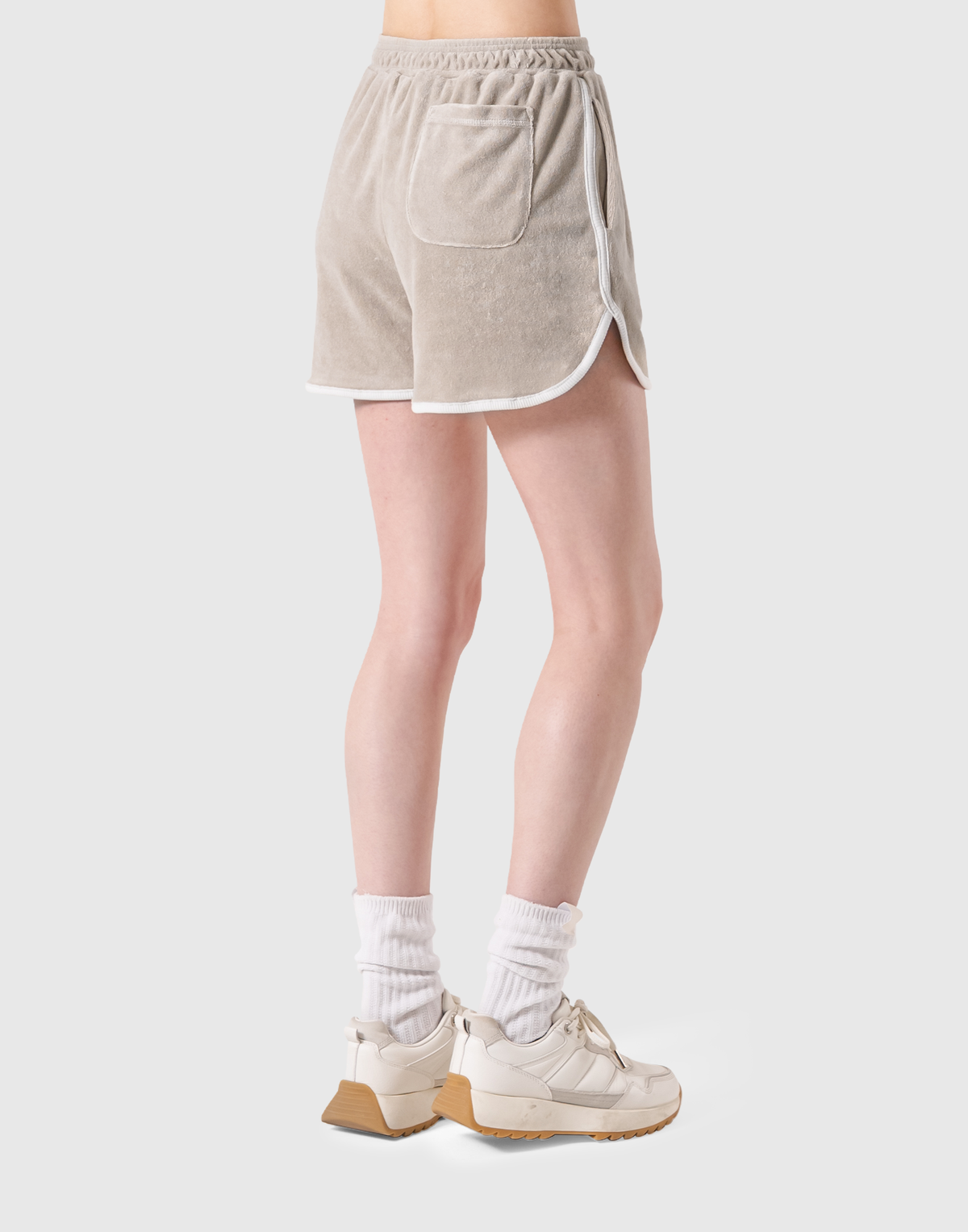 Bicolor Piping Pile Shorts - Beige