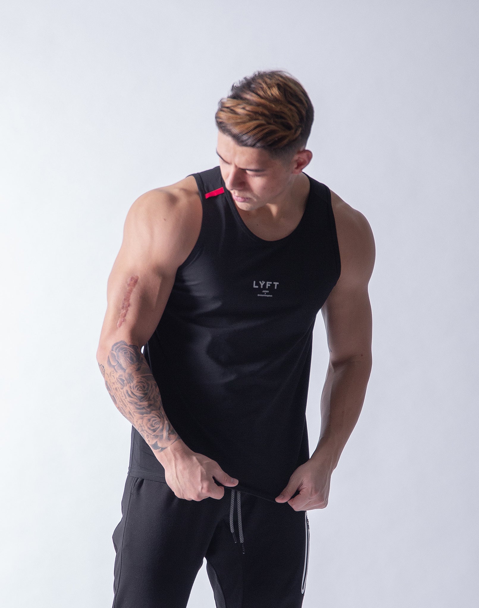 LÝFT Standard Fit Tanktop - Black