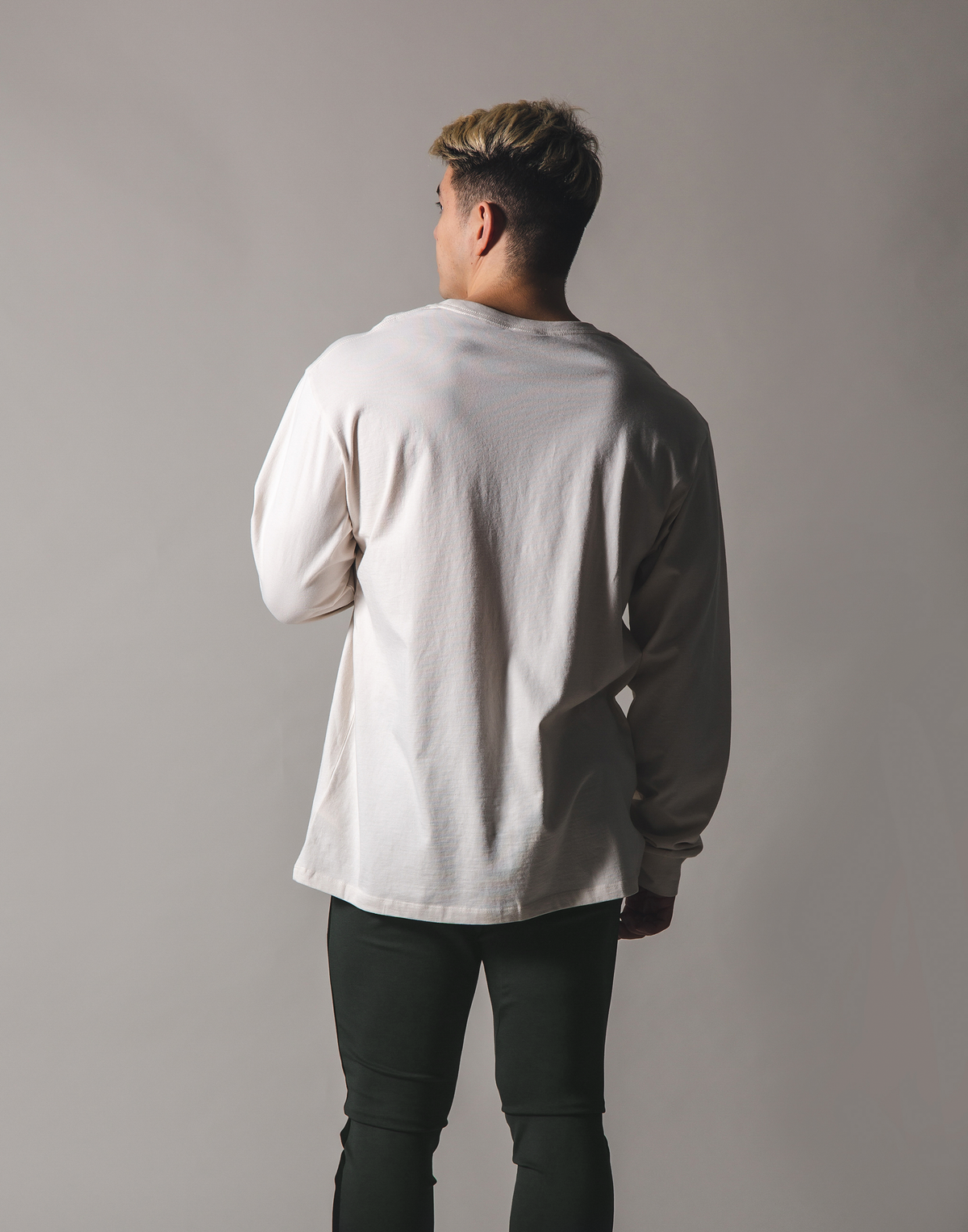 BORN TO LÝFT Big Long T-Shirt- Off White