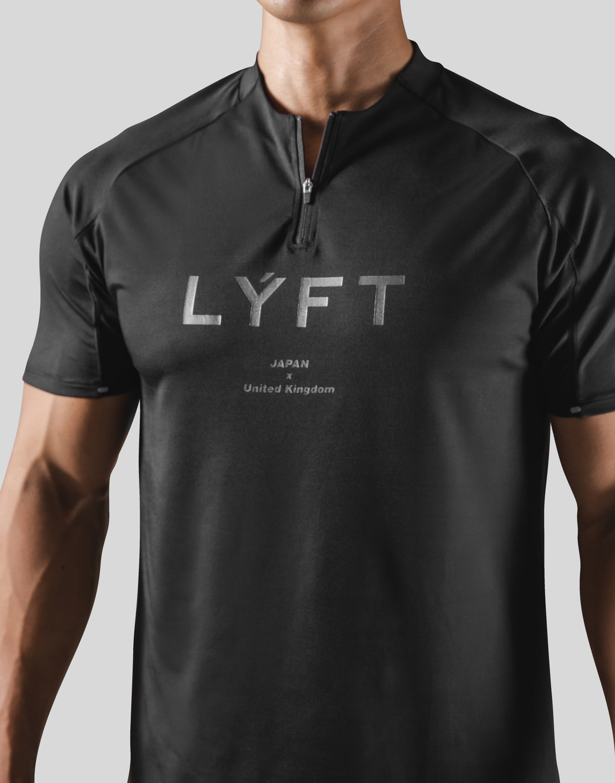 Half Zip Stretch T-Shirt 2 - Black