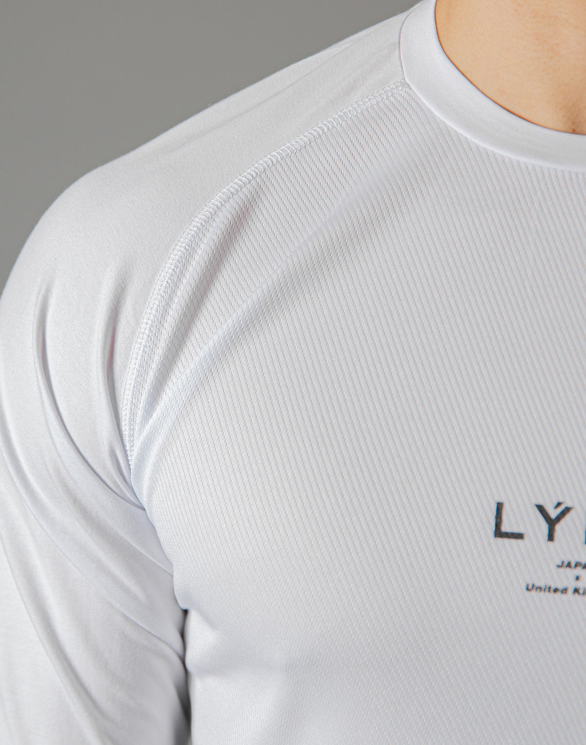 ÝÝÝÝ Combi Mesh Training Long sleeve - White