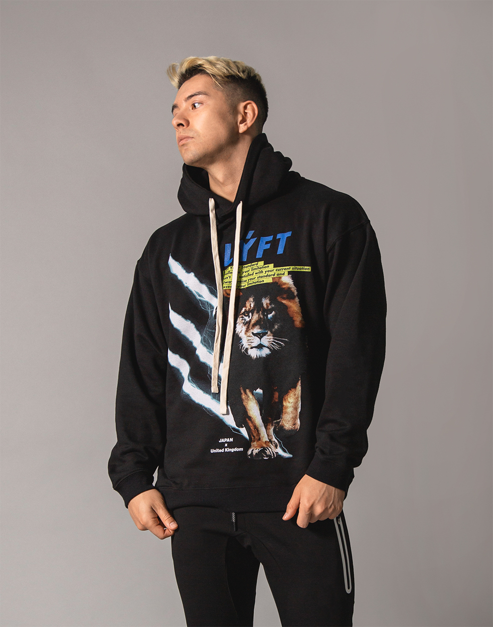LÝFT Graphic Printed LION Pullover - Black