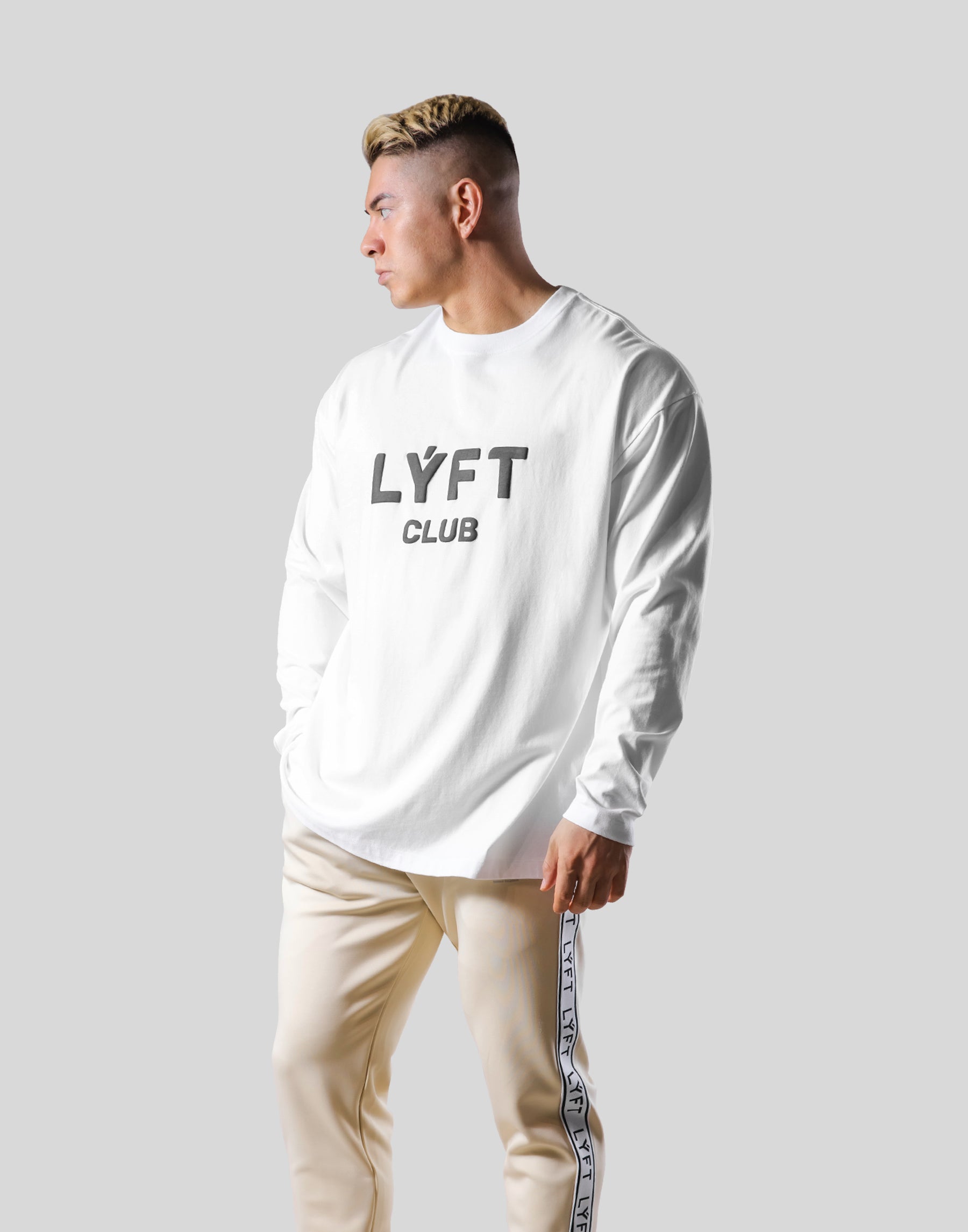 LÝFT CLUB Long T-Shirt - White