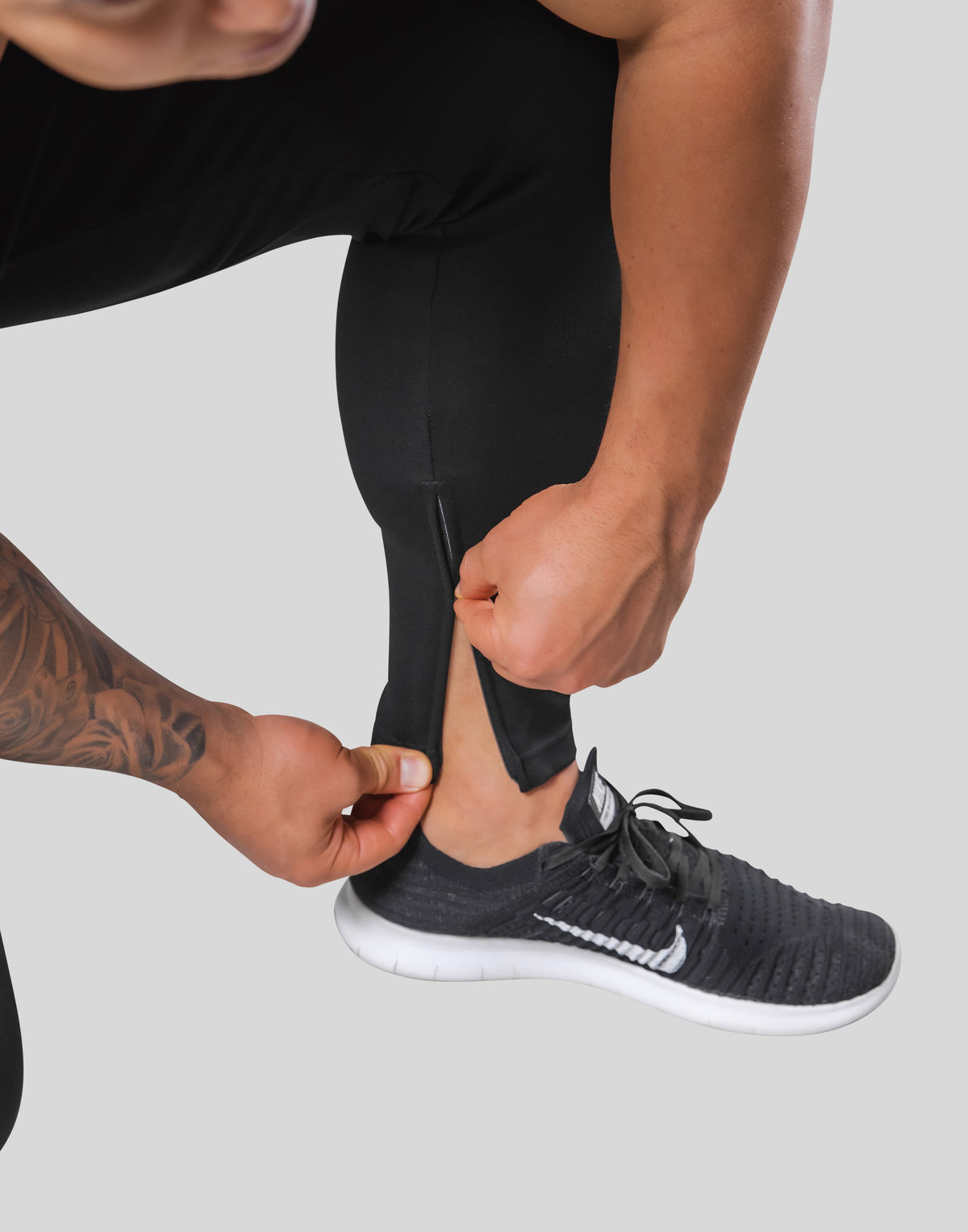 LÝFT Stripe Pants v2 - Black