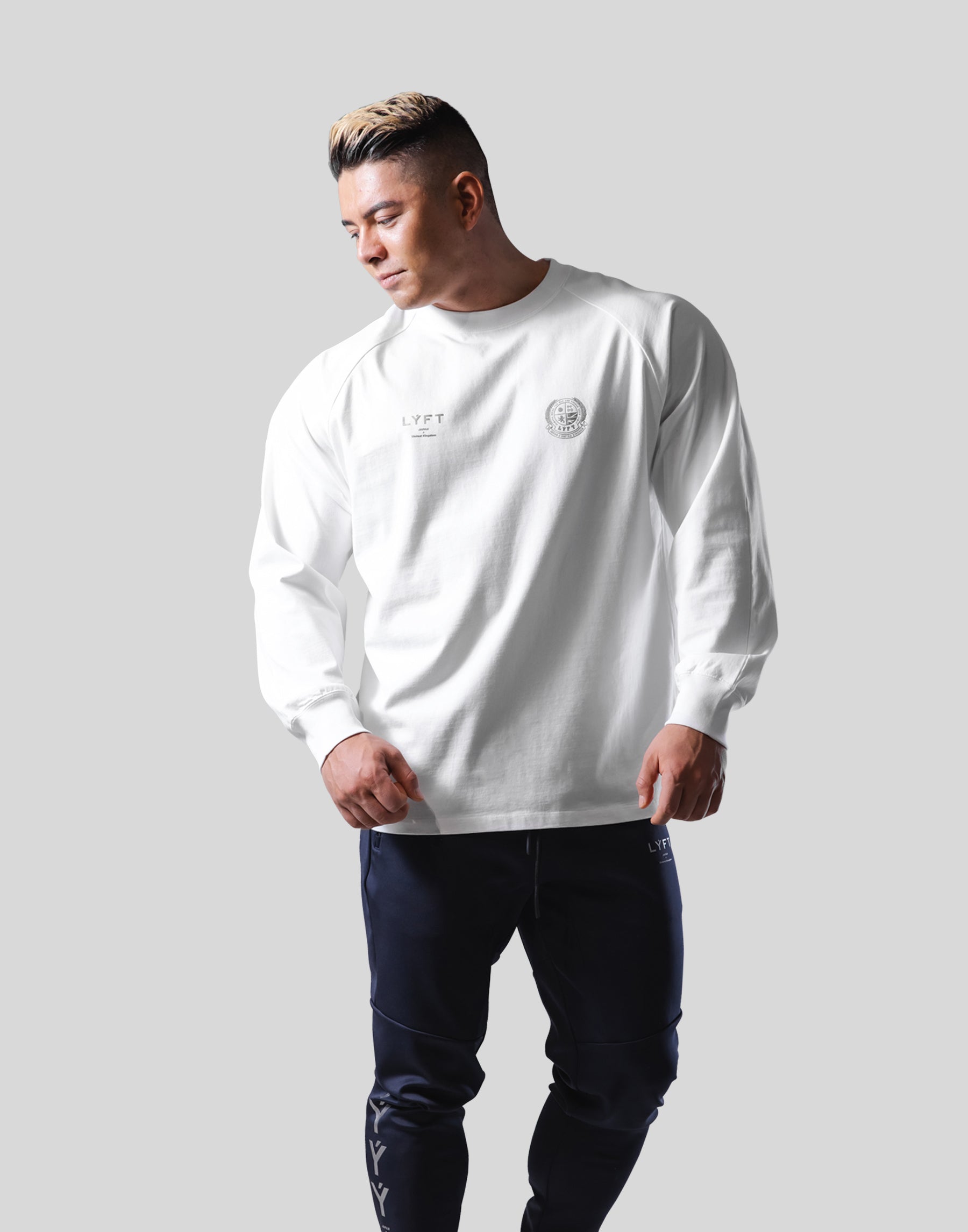 Emblem Raglan Long T-Shirt - White