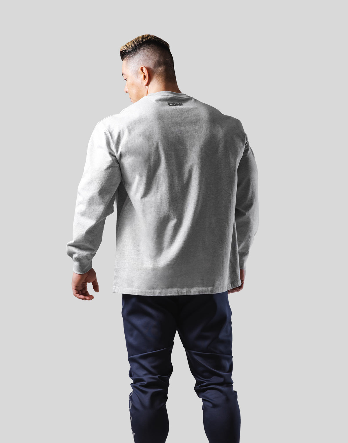 Emblem Raglan Long T-Shirt - Grey
