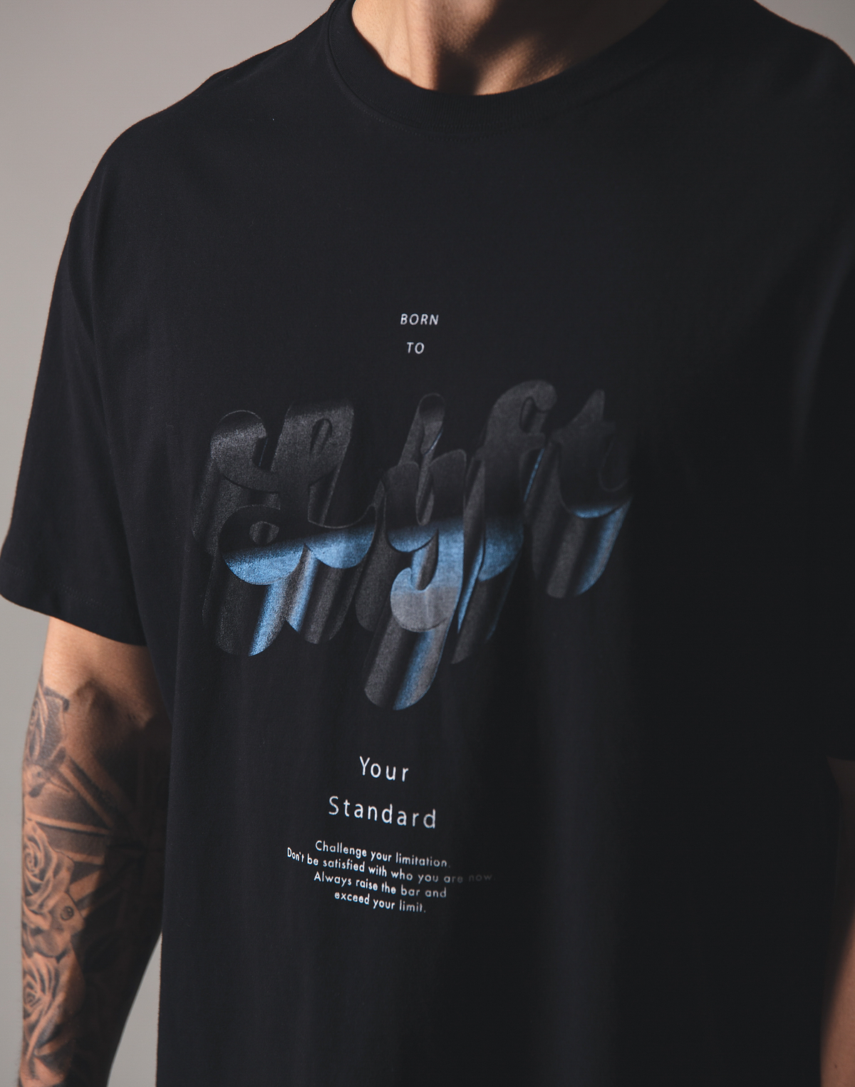 Metalic Logo Big T-Shirt - Black