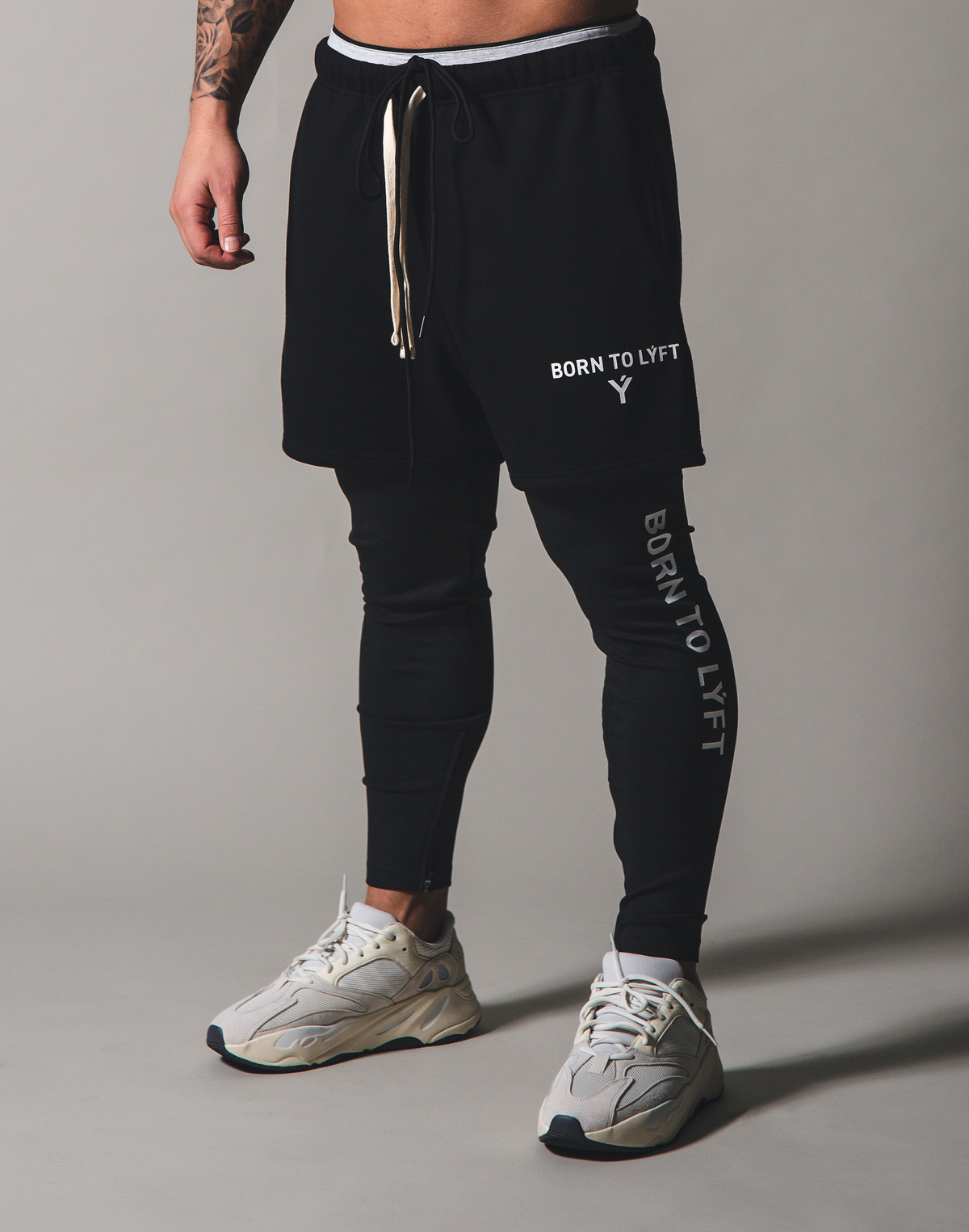 BORN TO LÝFT Sweat shorts - Black