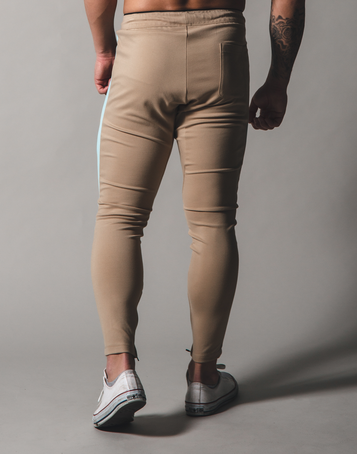 BORN TO LÝFT One Line Pants - Beige