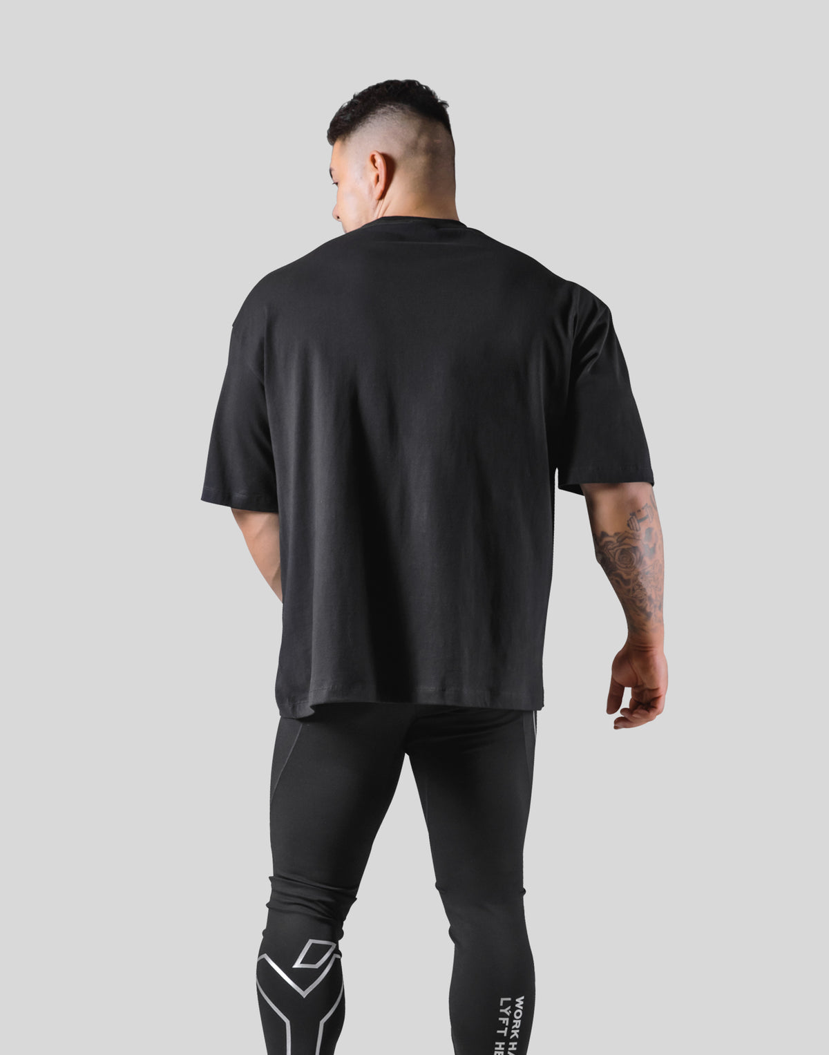 Big Y Logo Big T-Shirt - Black