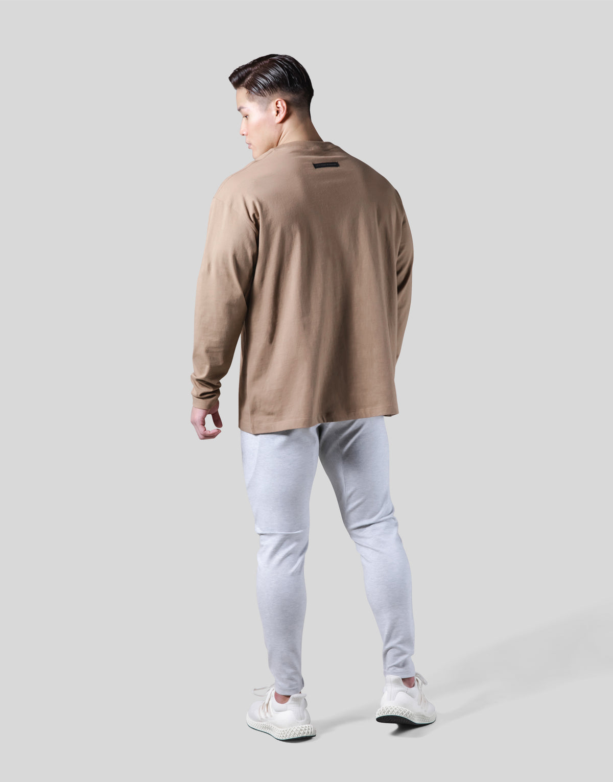 LÝFT Logo Long Sleeve T-Shirt - Beige