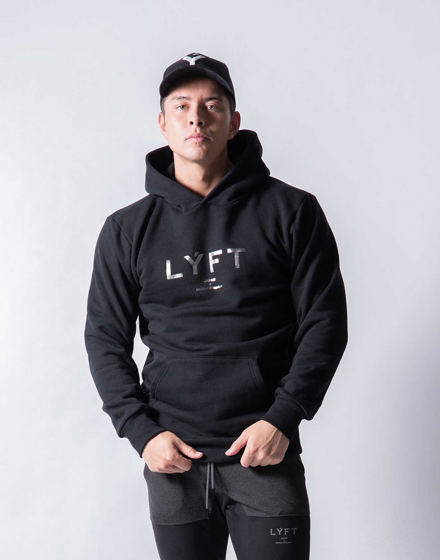 LYFT Sweat Workout Pullover - Black – LÝFT