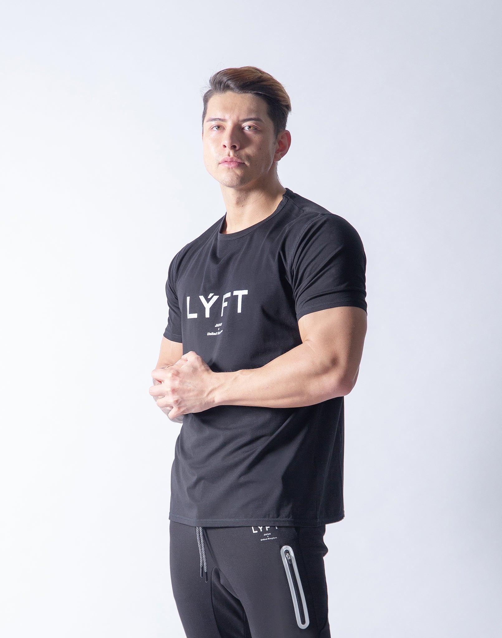 LYFT Standard Fit T-Shirt - Black – LÝFT