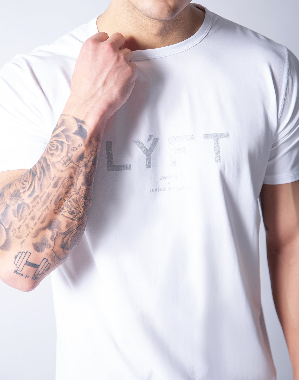LÝFT Standard Fit T-Shirt - White