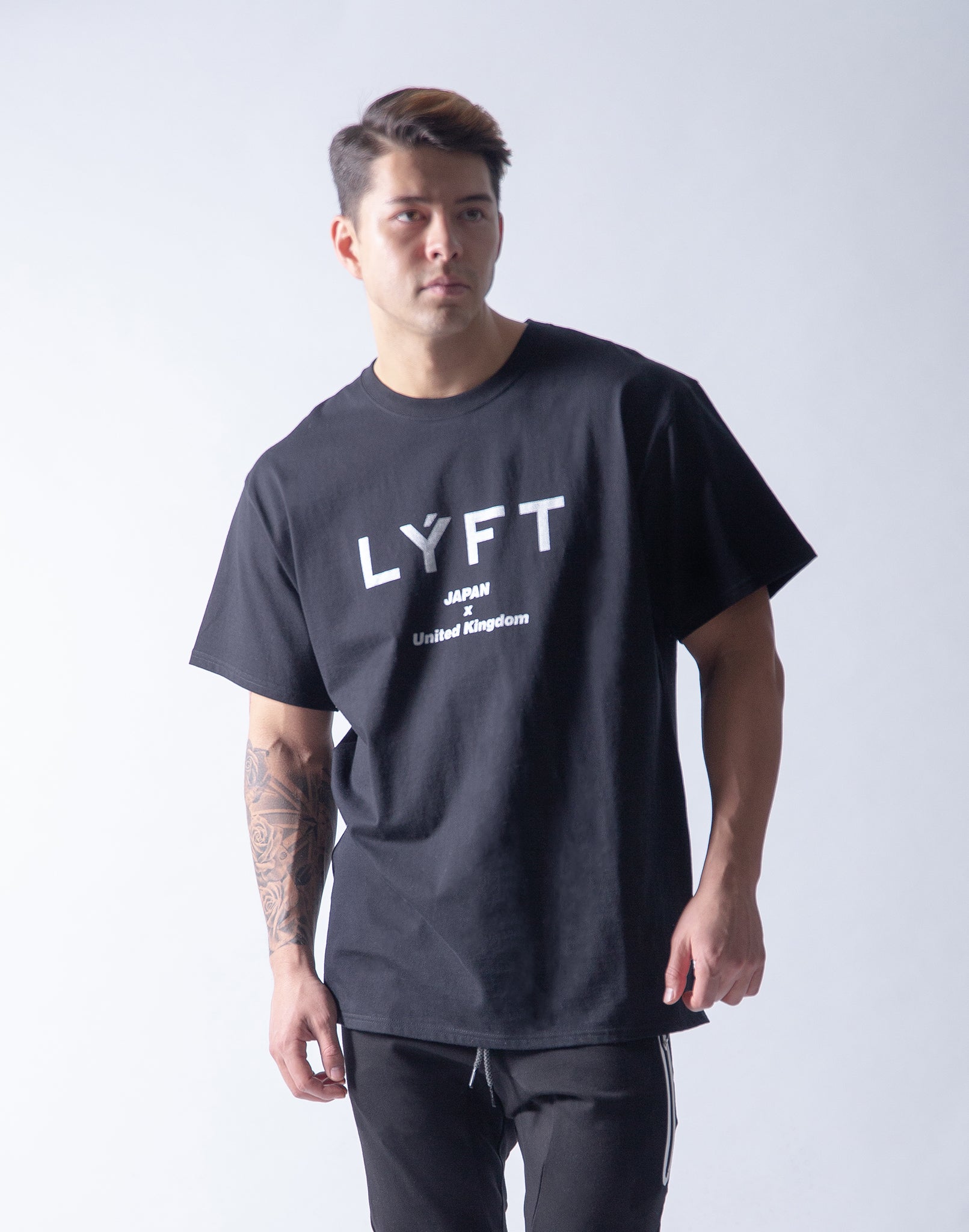 LYFT JPxUK Big-size T-Shirt - Black – LÝFT