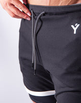 LÝFT Short Strong Shorts with leggings - Black