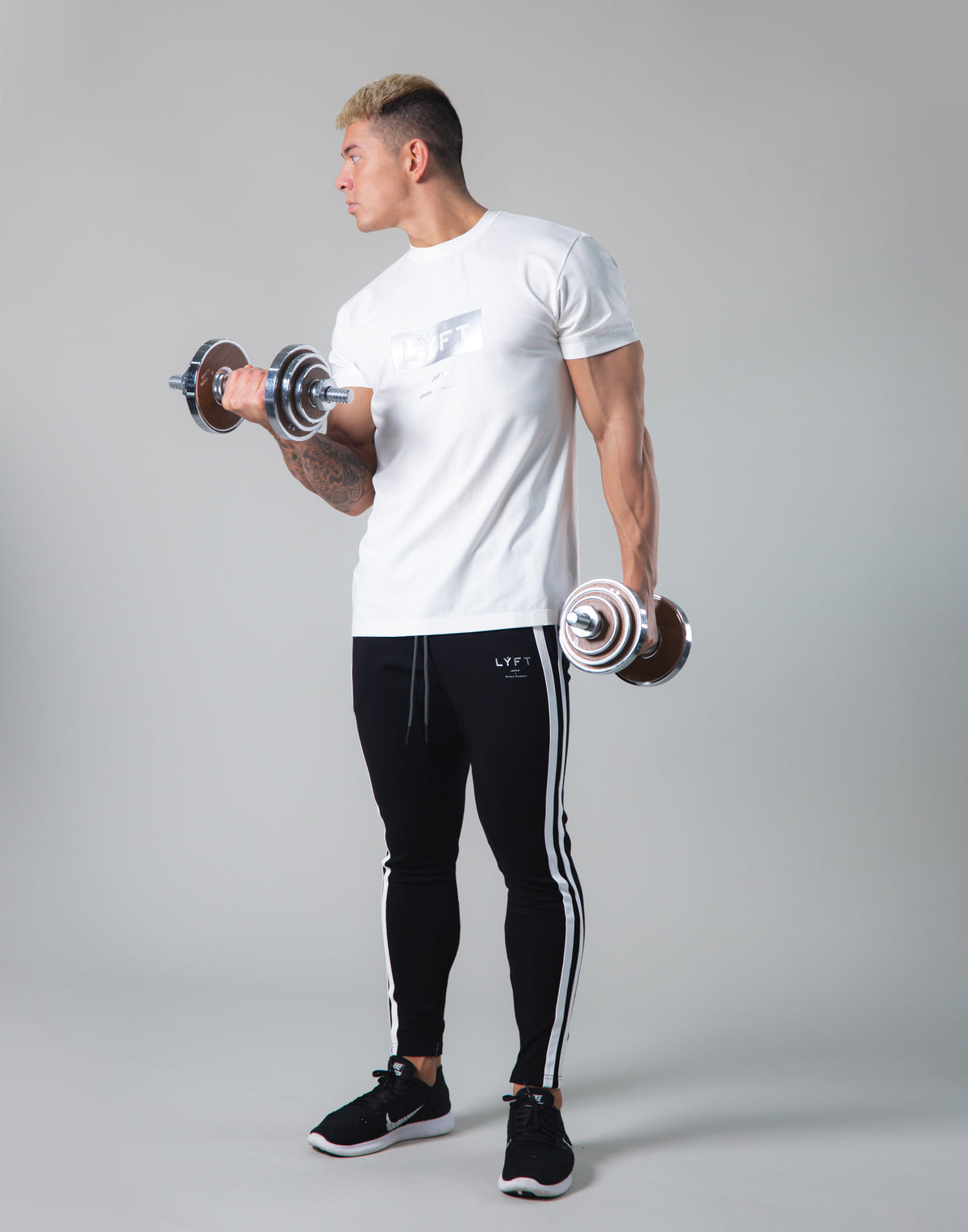 LÝFT Box Logo Standard Fit Stretch T-shirt - White