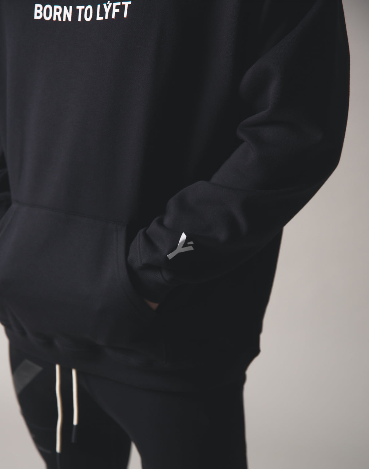 Cut off Sweat Pullover - Black