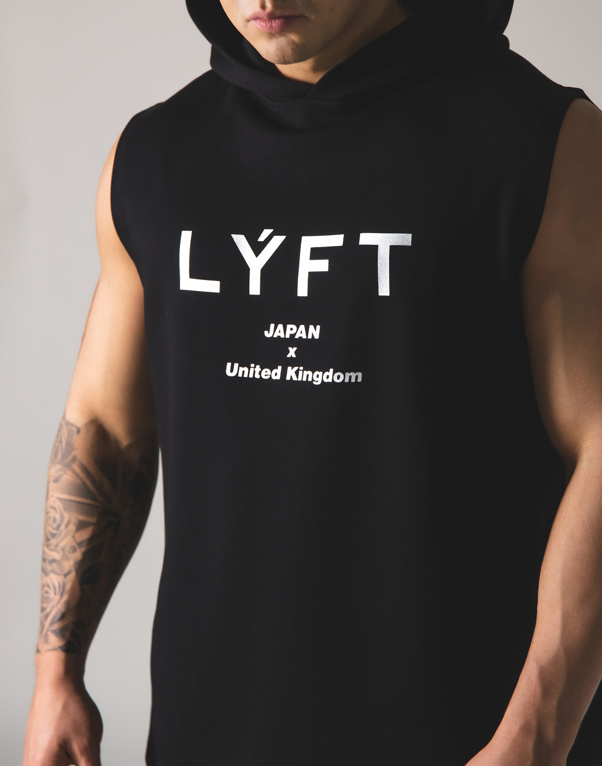 LÝFT 2Way Armhole Hoodie 3 - Black