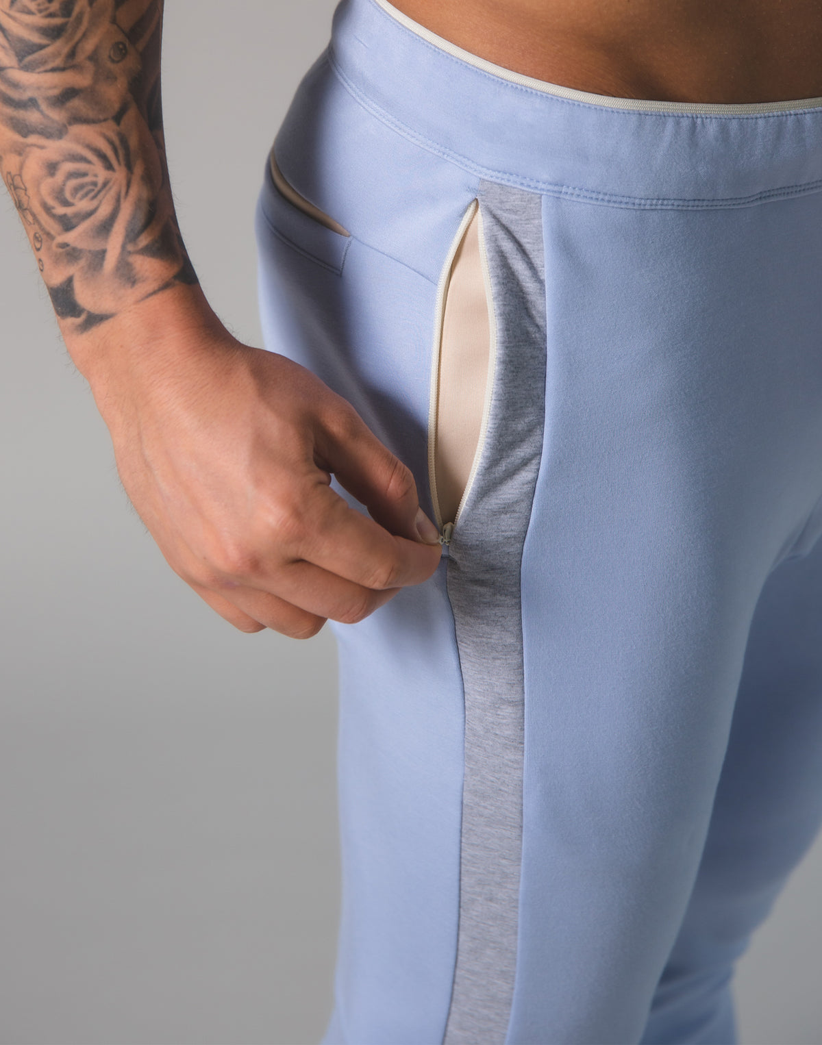 <transcy>2Way Stretch One Line pants 2-L.Blue</transcy>