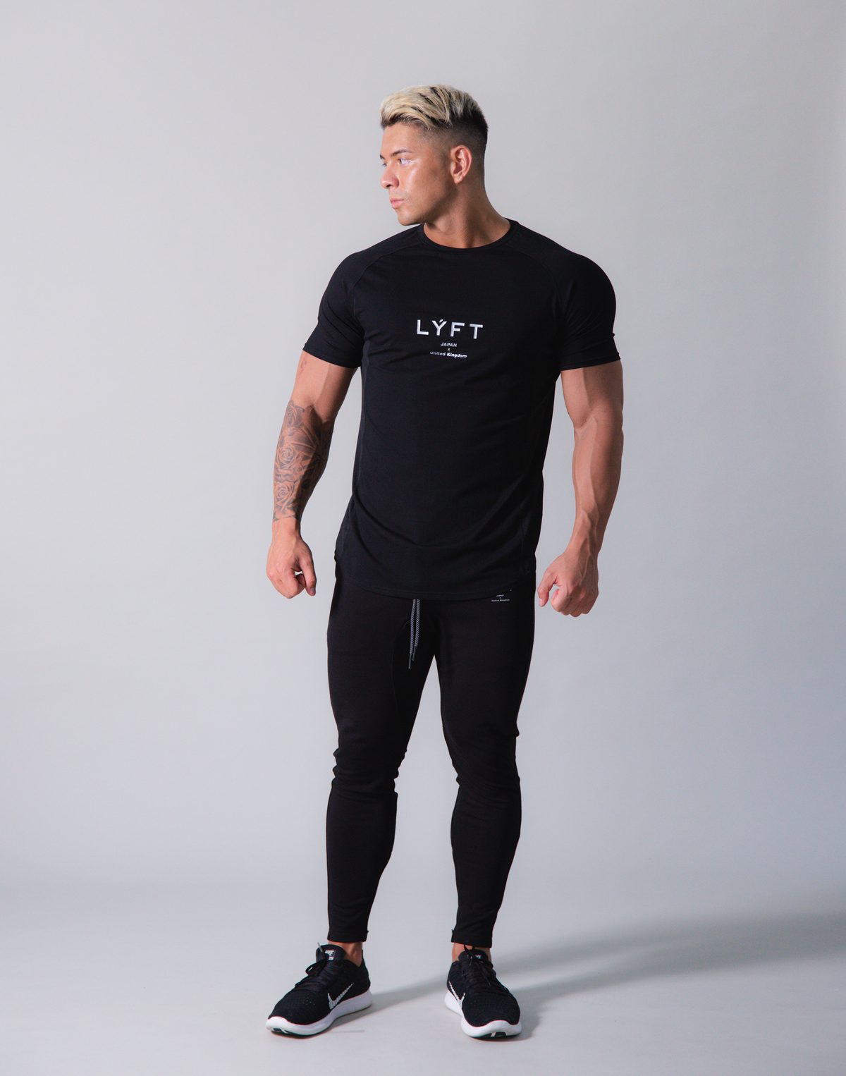 LÝFT Slim Fit Side Mesh T-Shirt - Black